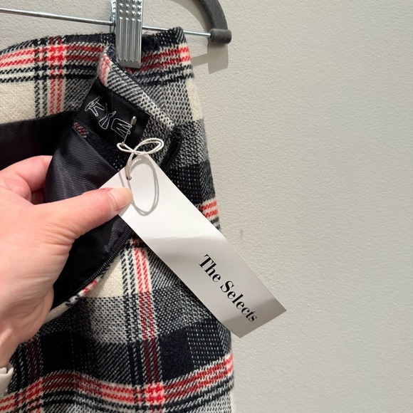 NWT- The Selects KWE Plaid Fringe Women's Skirt Size 1 - Picture 3 of 8